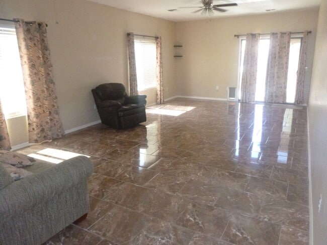 Foto del edificio - Great 3 bedroom, 2 bath in Arizona City