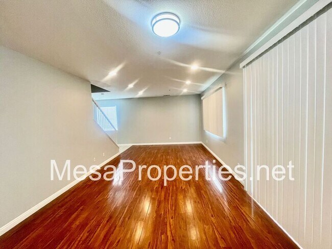 Building Photo - 16740 Inverrary Way