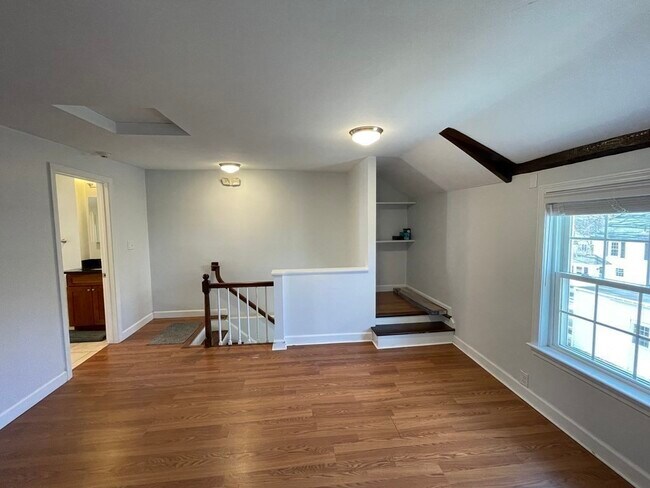 Foto del edificio - 8-10-10 Essex St