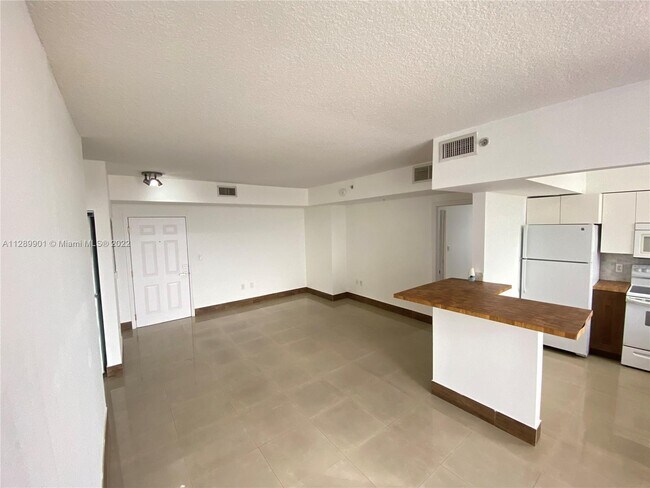 Foto del edificio - 1 Glen Royal Pkwy