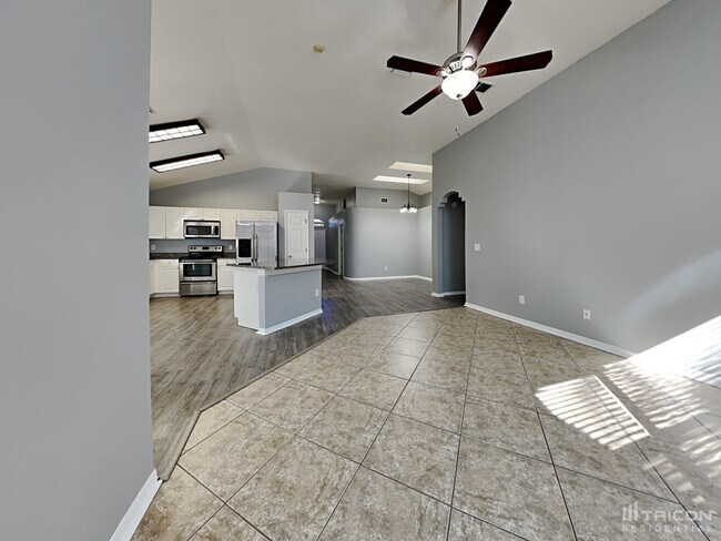 Building Photo - 8821 Key W Cir