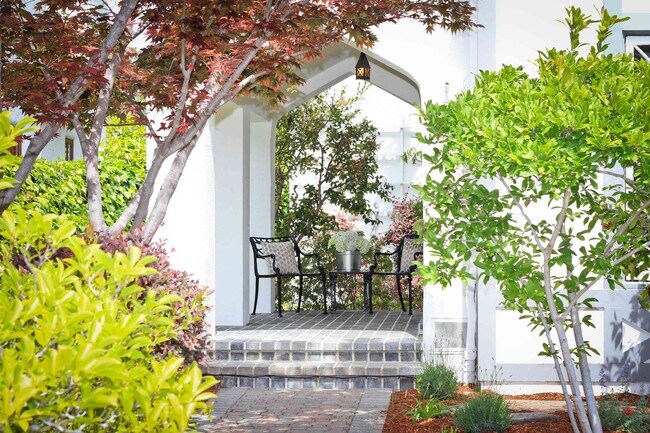 Foto del edificio - 1621 Portola Ave