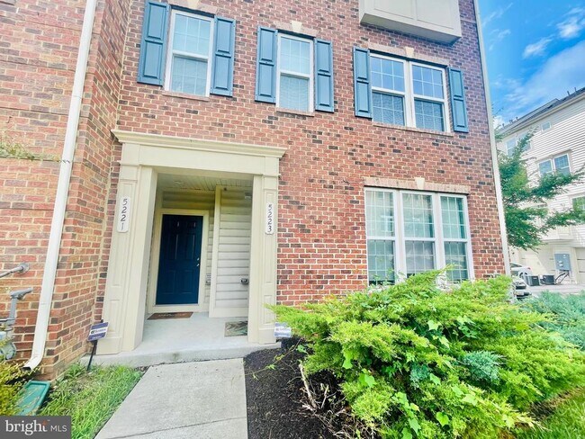 Foto del edificio - 5221 Sable Ct