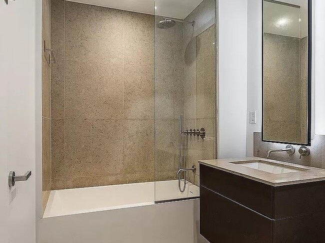 Building Photo - 429 Kent Ave