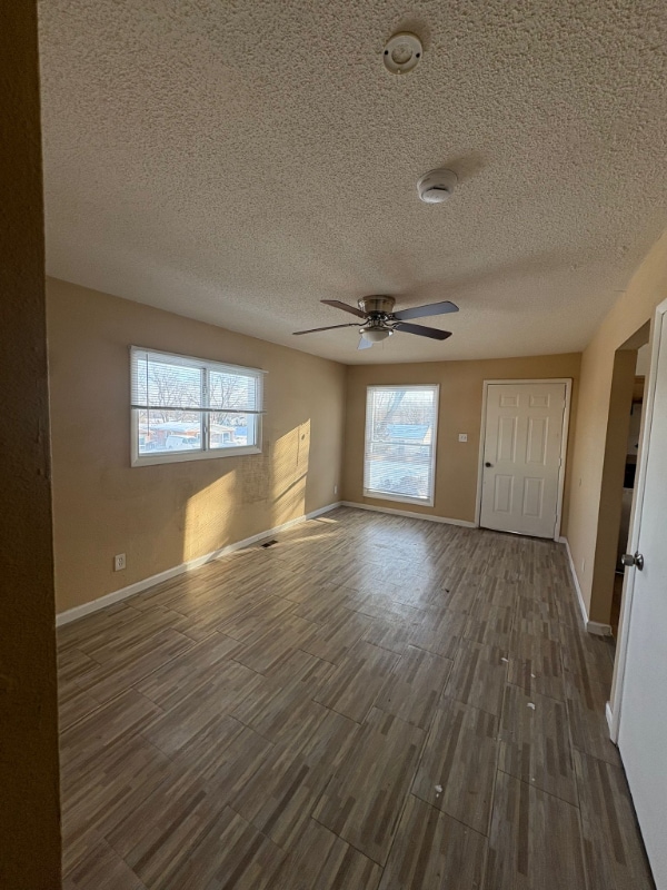 Building Photo - 1227 Peggy Ct