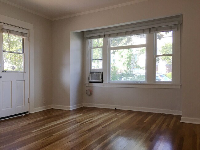 Foto del edificio - 641 E Harvard St