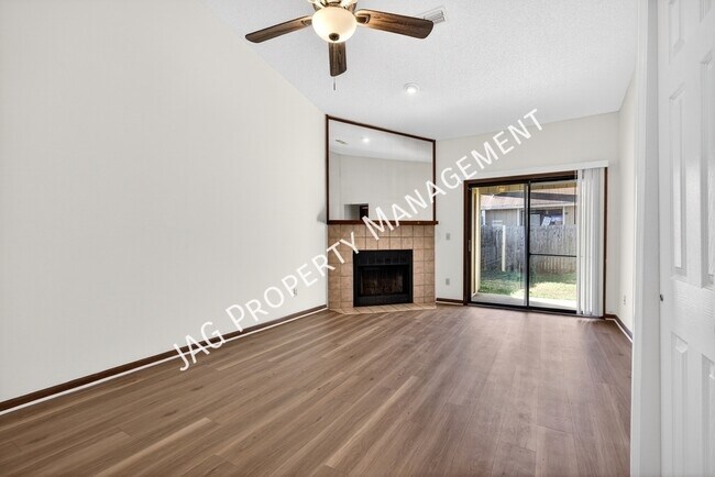 Building Photo - 1338 Gettysburg Dr