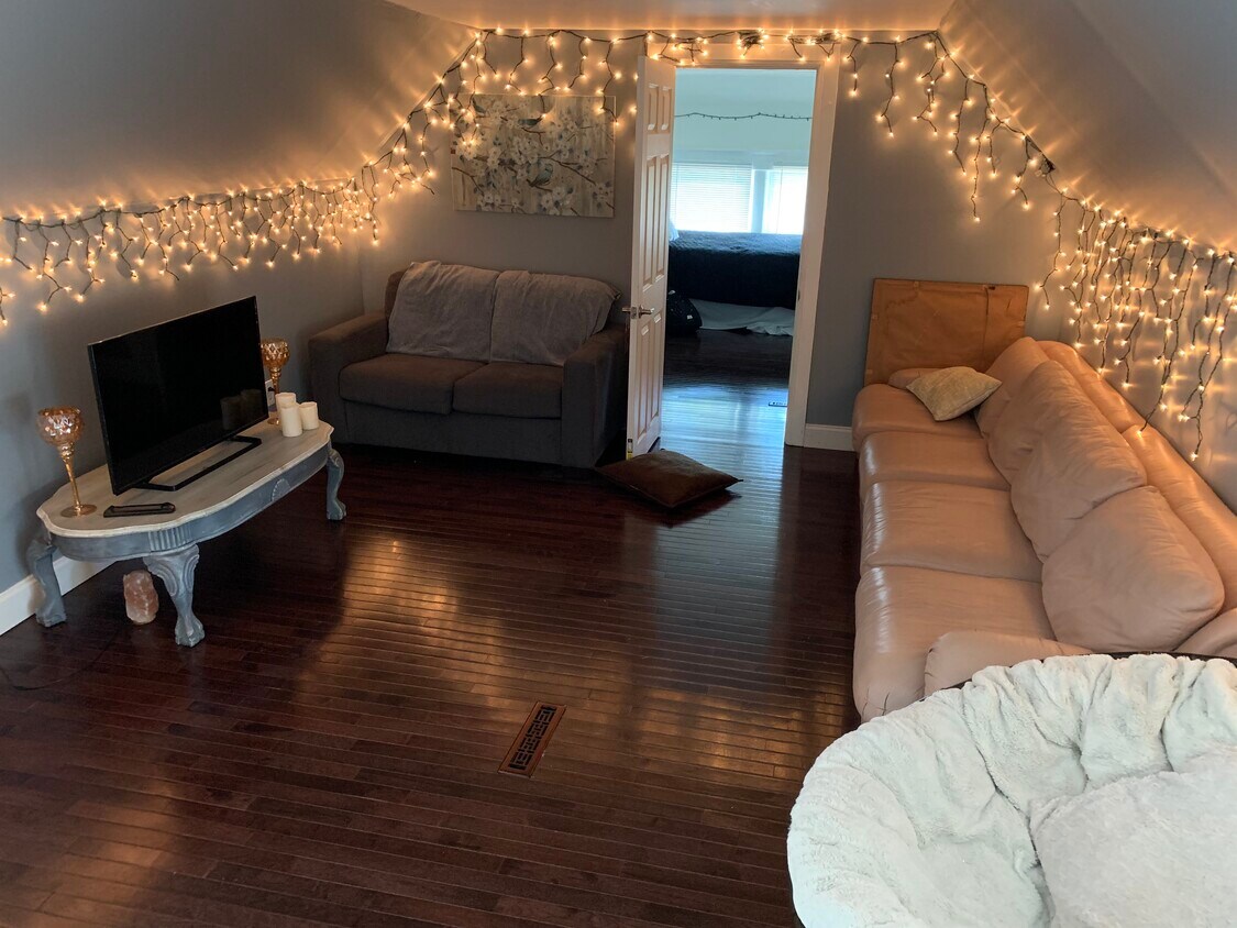 Foto principal - 16 Inwood Pl