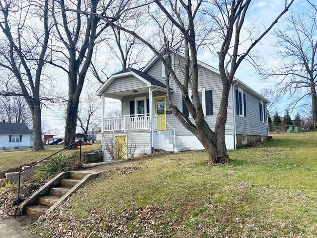 Building Photo - Charming home in Jackson, just minutes from Uptown!