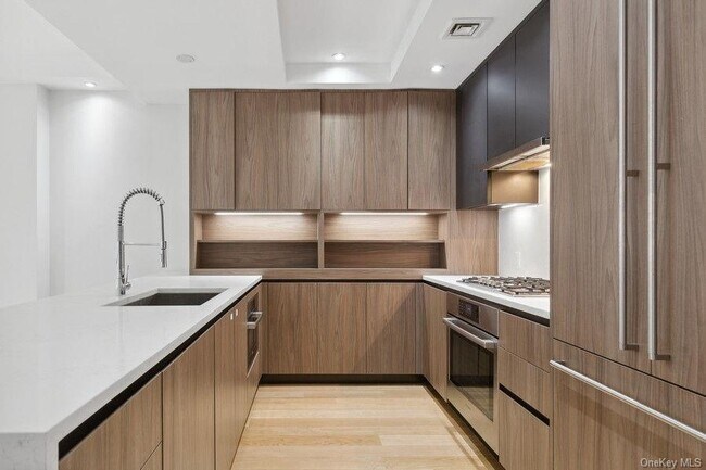Foto del edificio - 253 E 7th St