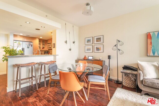 Foto del edificio - 13700 Marina Pointe Dr