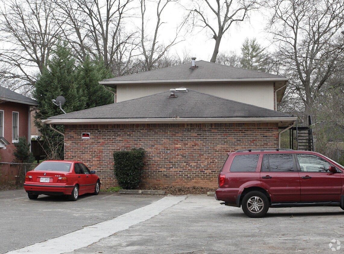 Foto del edificio - 3193 East Point St