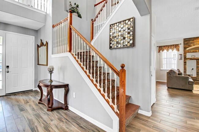 Foto del edificio - 2262 Windcrest Lake Cir