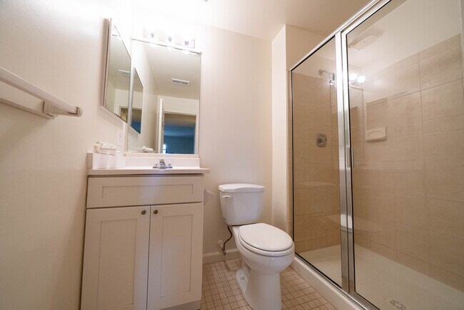 Ensuite Bath (Unit C) - Harborside Village Apartments
