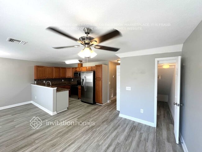 Building Photo - 114 Carol Susan Ln