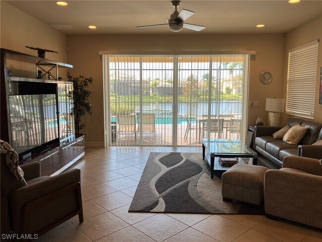 Building Photo - 10095 Mimosa Silk Dr