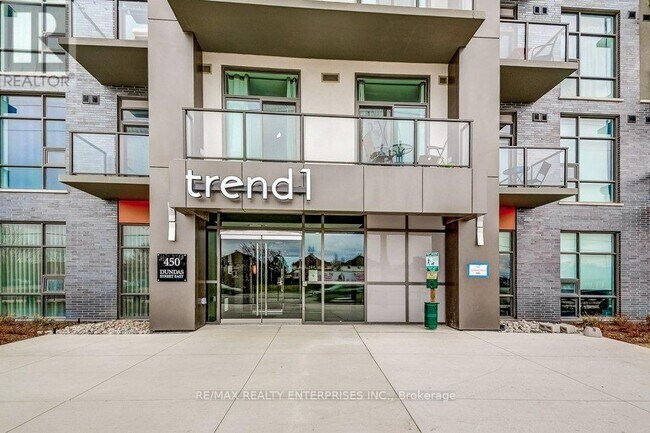 Photo du bâtiment - 450-450 Dundas St E