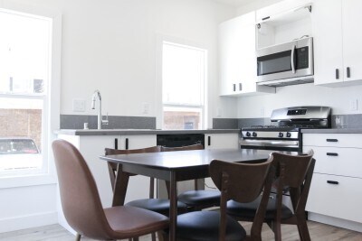 Foto principal - 3000 Normandie Ave