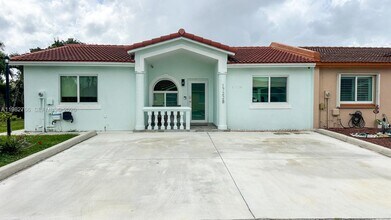 Building Photo - 17228 NW 72nd Ct