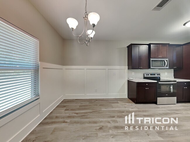 Foto del edificio - 2317 Silver Maple Cir