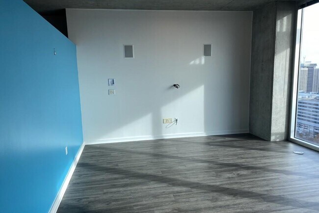 Foto del edificio - 400 W Peachtree St NW