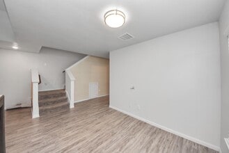 Building Photo - 16692 E Ivanhoe St