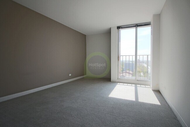 Foto del edificio - 900 S Ashland Ave