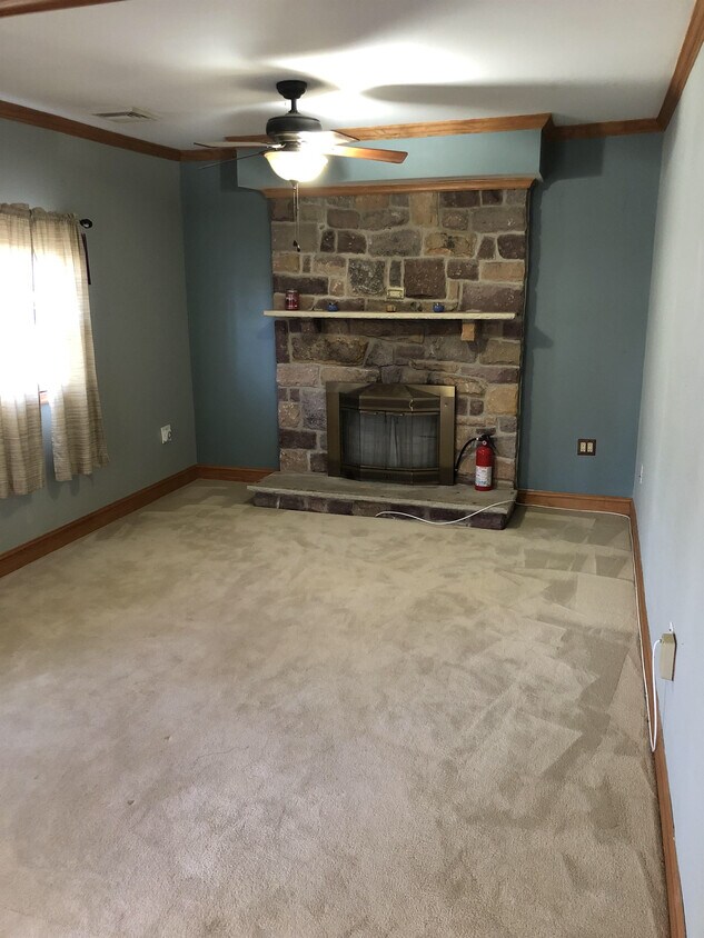 820 Chatham Rd, Fairless Hills, PA 19030 House for Rent in Fairless