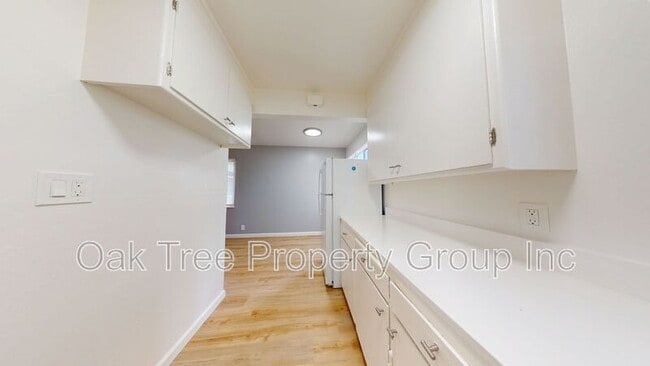 Foto del edificio - 6506 Foothill Blvd