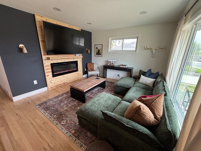 Photo - 11000 Larry Dr House