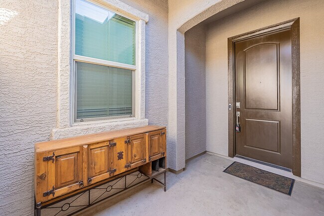 Building Photo - Spacious Brand New Home!