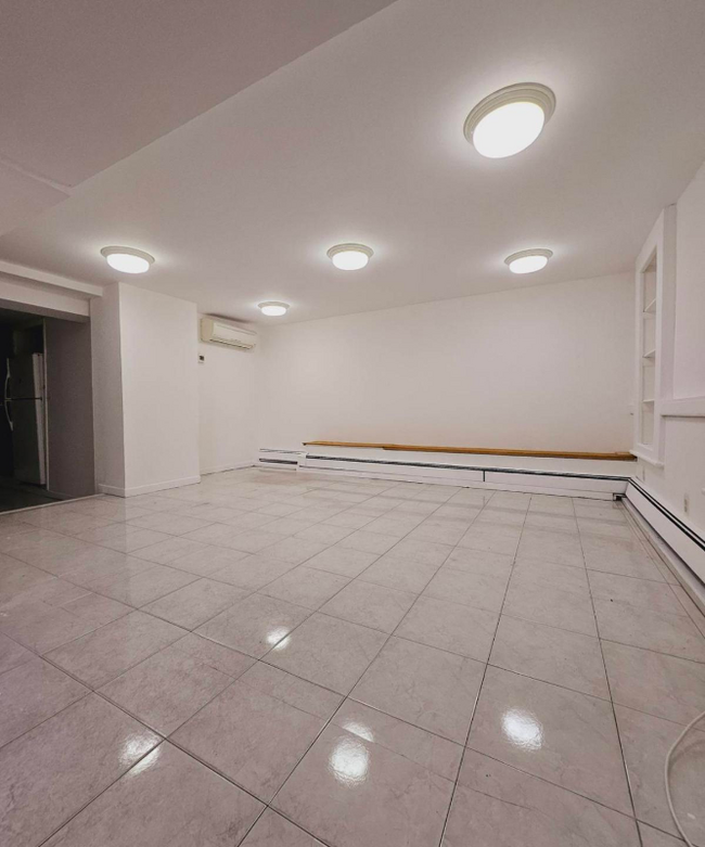 Foto del edificio - 8655 17th Ave