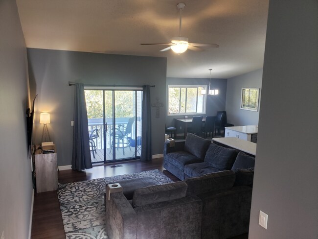 Foto del edificio - 5 Round Lake Trail