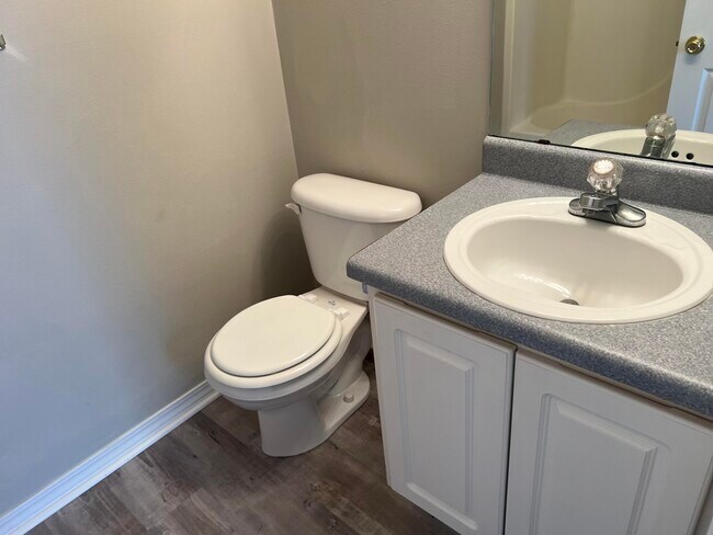 Foto del edificio - 2263 Whitman Ln