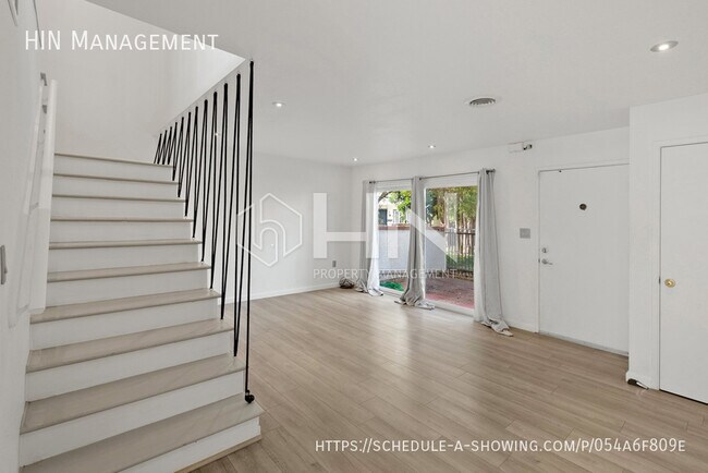 Foto del edificio - 4436 Viejo Way