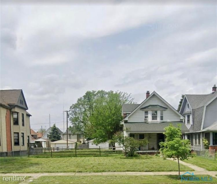 Foto del edificio - 3 br, 1 bath House - 2031 N Summit St