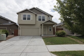 Building Photo - 3576 SW Pumice Ave