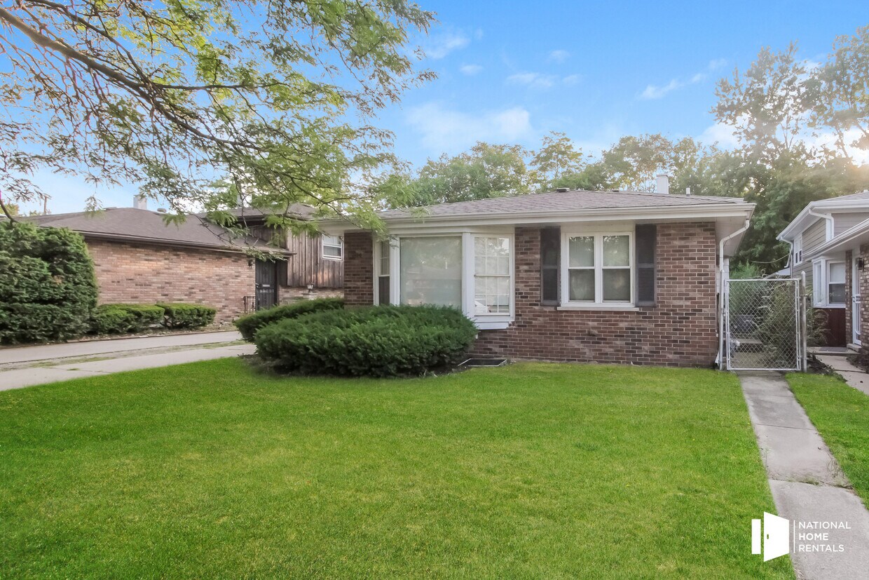 15104 Cornell Ave, Dolton, IL 60419 House Rental in Dolton, IL