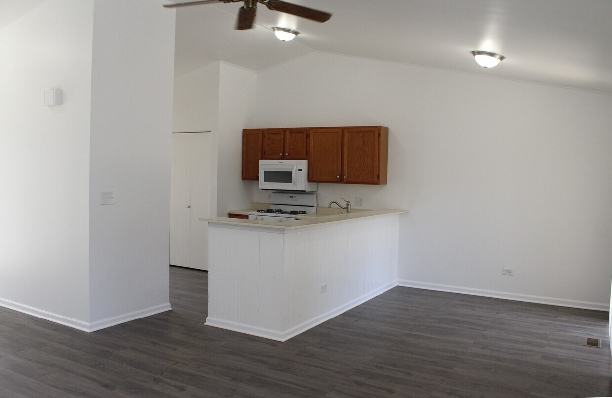 Primary Photo - 930 Debden Dr