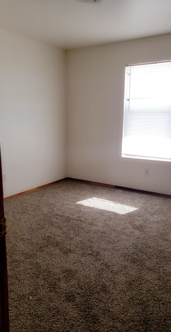 retirement communities las cruces nm on Nmsu Miltons Place Apts Apartments Las Cruces Nm Apartments Com