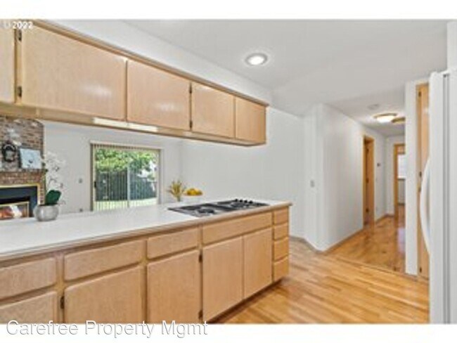 Foto del edificio - 3 br, 2 bath House - 8265 SW Ashford Street