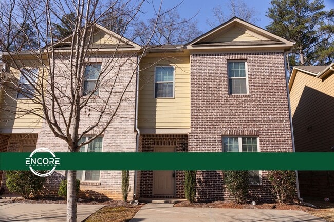 3 BEDROOM TOWNHOME IN LITHONIA - 3 BEDROOM TOWNHOME IN LITHONIA