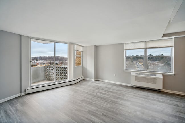 Towers- Living Room - The Revere Apartments