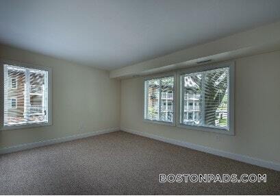 Foto del edificio - 14 Westgate Dr