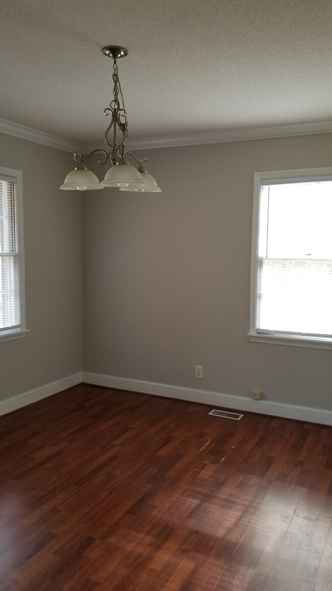Building Photo - 128 Fulwood Blvd