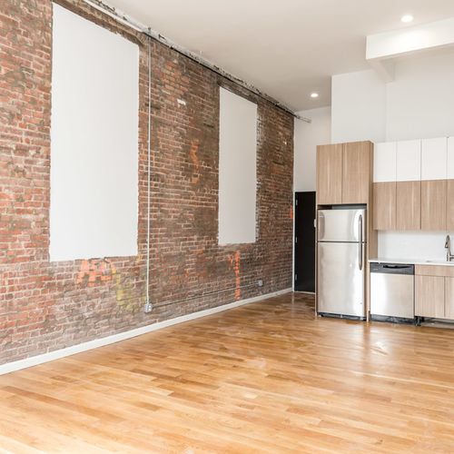 Foto del edificio - 616 Bushwick Ave