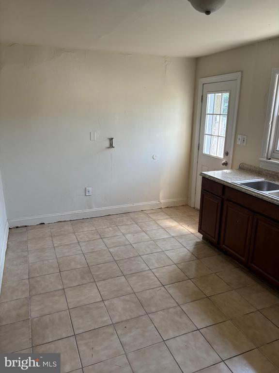 Foto del edificio - 616 E Moore St