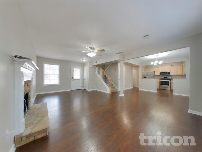 Foto del edificio - 542 Meadow Spring Dr