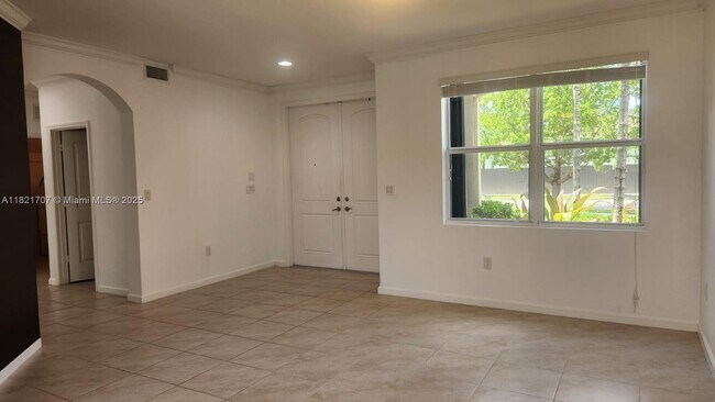 Foto del edificio - 25309 SW 118 Ct