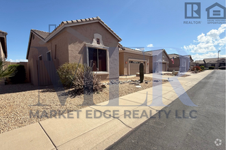 Building Photo - 4944 E Villa Theresa Dr